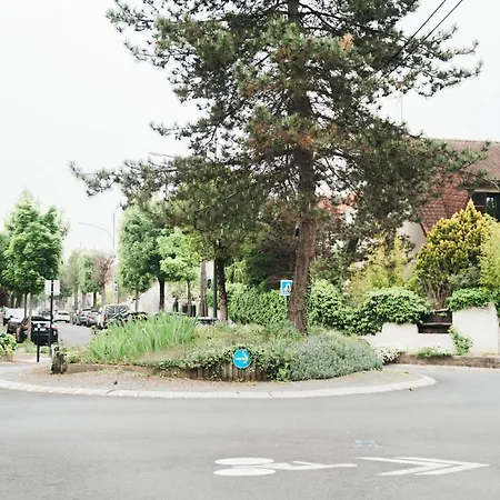 Sous Les Etoiles - Rer A Champigny-st-maur- Parc St-maur